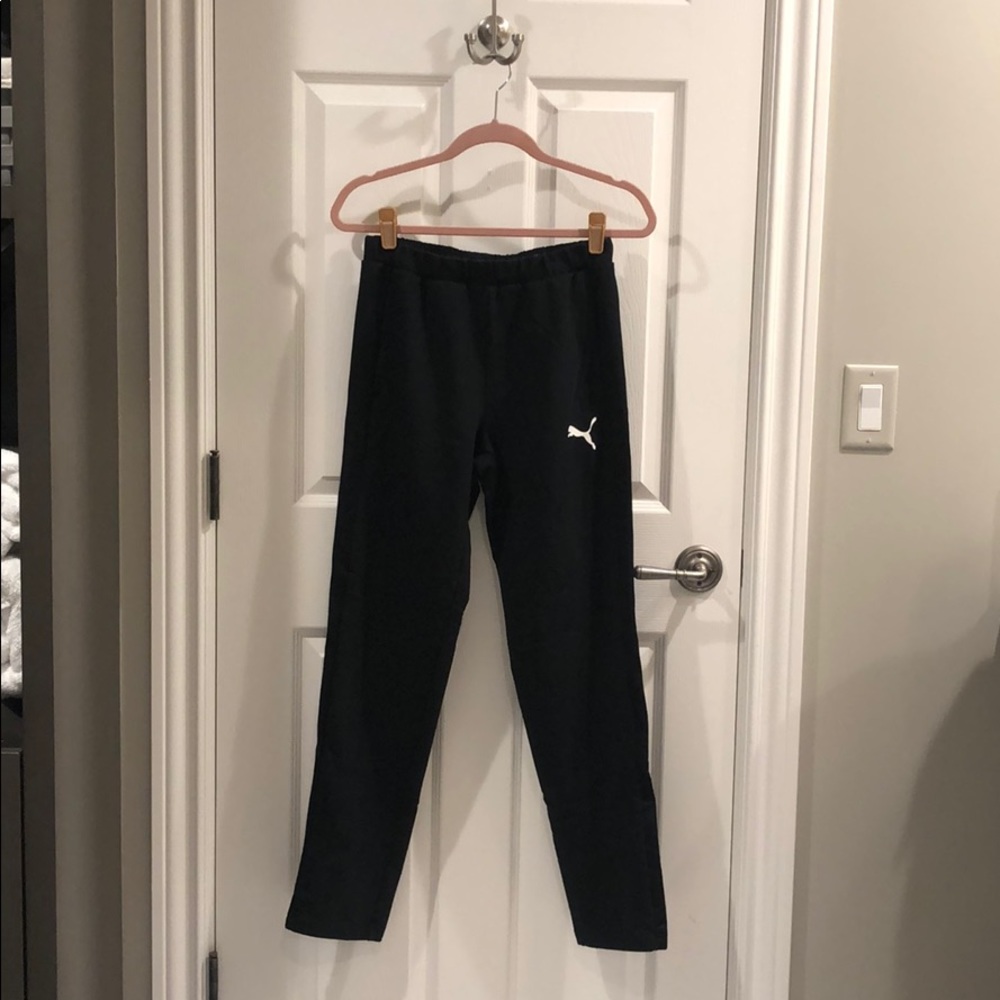 sweat pants